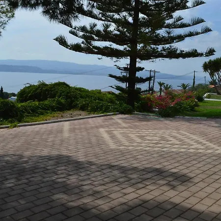 Mediterranean Lägenhetshotell Lassi (Kefalonia)