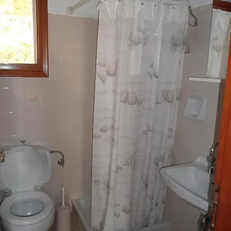 Mediterranean 公寓式酒店 拉瑟