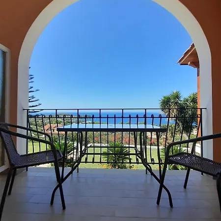 Mediterranean Hotel apartamentowy *